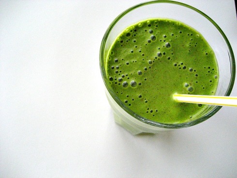 Green Monster Smoothie | Adventures of a Hungry Redhead